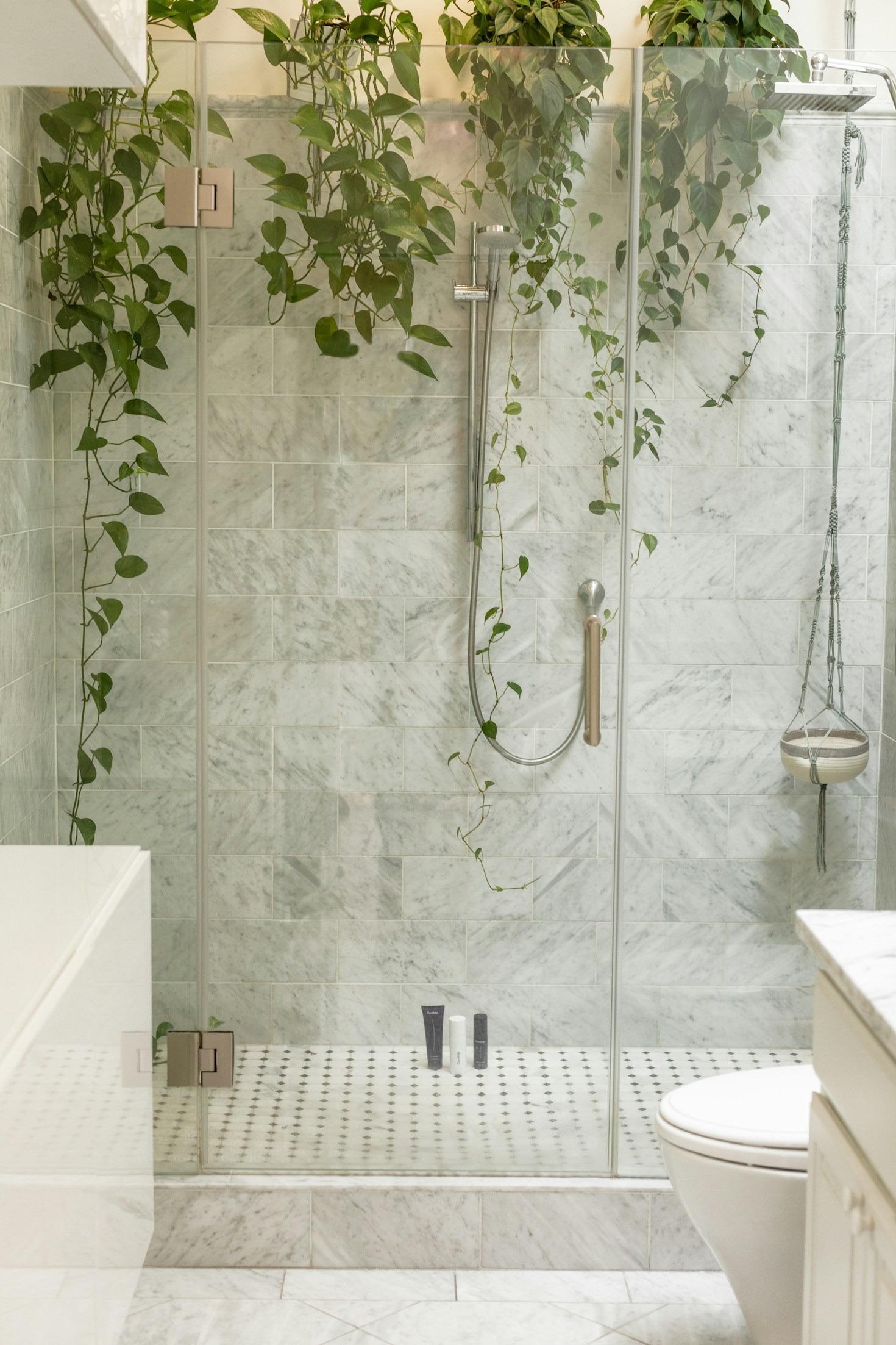 The Latest Bathroom Design Trends in 2023